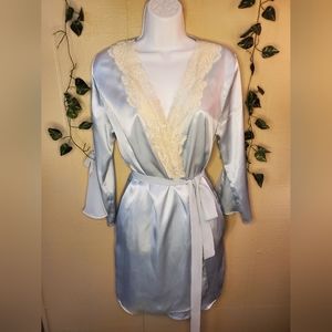 Oscar de la Renta Vintage Night Robe